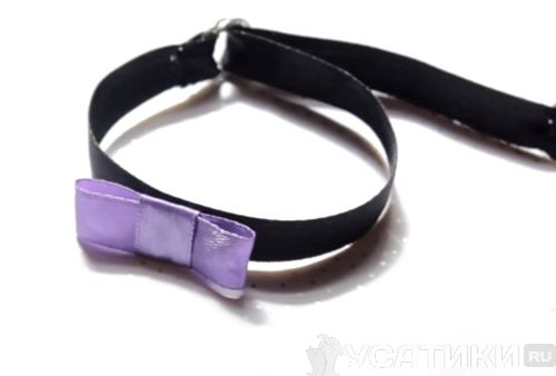 Collier en satin pour chat