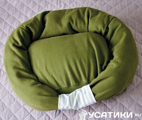 Un matelas synthétique fabriqué à partir d'un pull