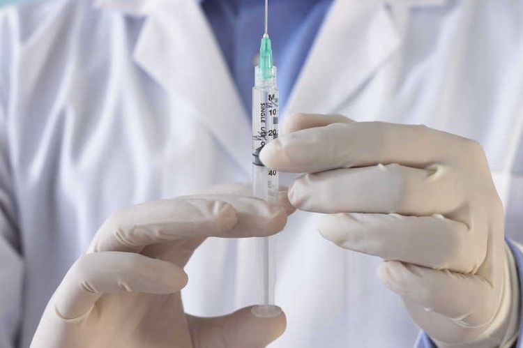 Seringue contenant du médicament