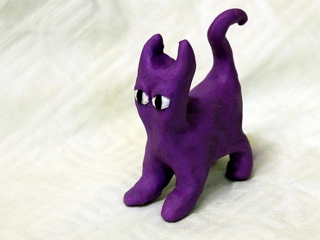 Comment fabriquer un chat en pâte à modeler