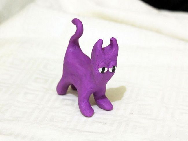 Comment fabriquer un chat en pâte à modeler