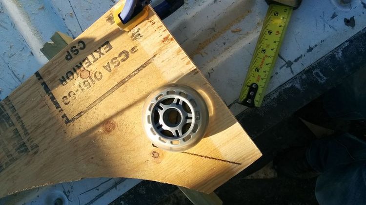 Roue d'exercice pour chat à faire soi-même