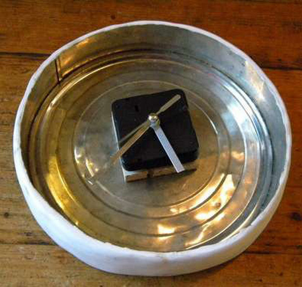 Distributeur automatique de croquettes pour chat à faire soi-même