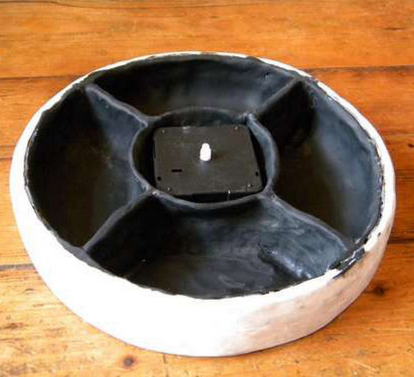 Distributeur automatique de croquettes pour chat à faire soi-même